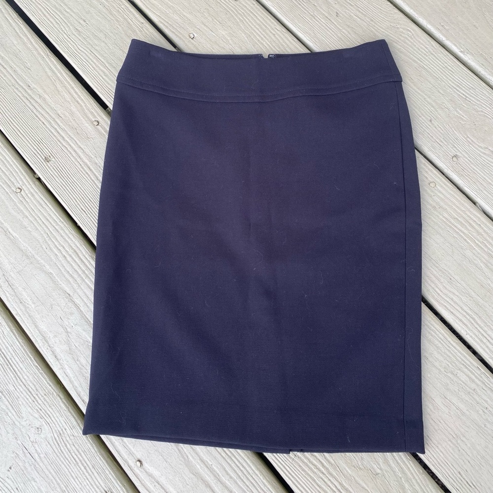 Talbots - Black knee length pencil skirt, Size: 2P